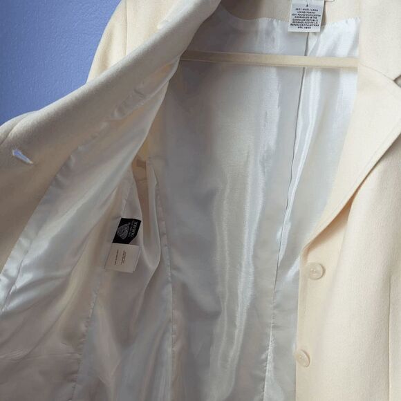 Women's Worthington Blazer 100% Pure Wool Ivory Cream 8 Padded Shoulder Button - Picture 7 of 10